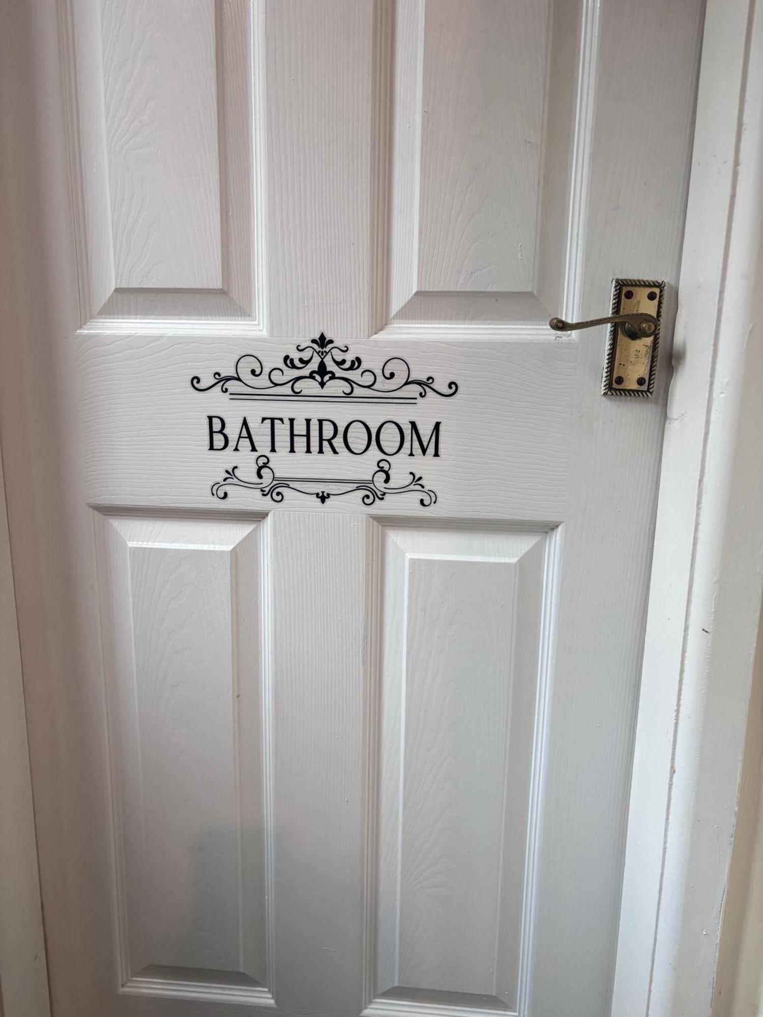 Lovely Room Within 5 Mins Walk To Stoke Train Station With Double And Single Room Dış mekan fotoğraf